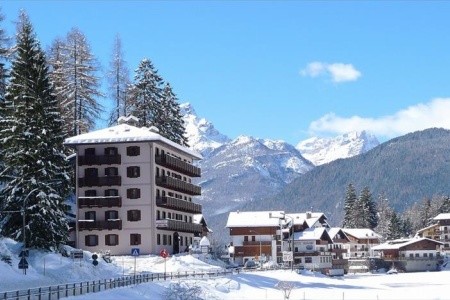 Rezidence Regina (Alleghe)