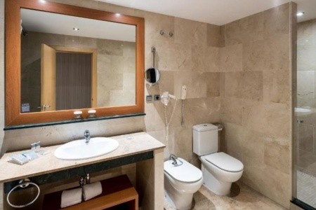 Španielsko Barcelona Catalonia Barcelona 505 15 dňový pobyt Polpenzia Letecky Letisko: Praha September 2025 (23/09/25- 7/10/25)