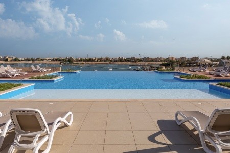 Egypt Hurghada Creek Hotel & Residences El Gouna 8 dňový pobyt Raňajky Letecky Letisko: Praha August 2026 (13/08/26-20/08/26)