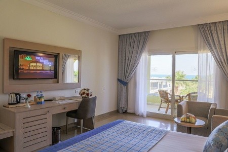 Palm Beach Resort - 6