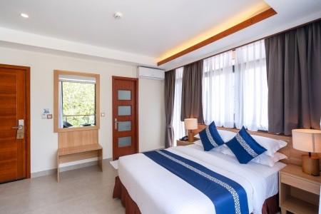 Maldivy  Ayala Ocean View (Gulhi) 6 dňový pobyt Raňajky Letecky Letisko: Praha October 2026 ( 3/10/26- 8/10/26)