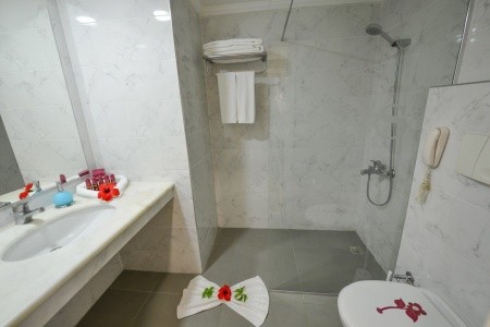 Cesars Resort Side - 11