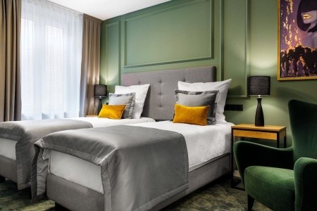 Poľsko Krakov Wawel Queen 5 dňový pobyt Raňajky Vlastná October 2025 (29/10/25- 2/11/25)