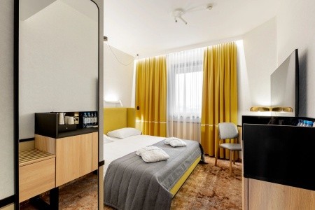 Poľsko Krakov Qubus Kraków 11 dňový pobyt Raňajky Vlastná November 2025 (16/11/25-26/11/25)