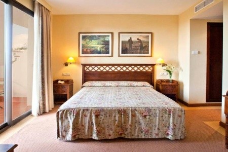 Španielsko Costa Del Sol Hotel Trh Mijas (Mijas) 6 dňový pobyt Raňajky Letecky Letisko: Viedeň November 2025 (30/11/25- 5/12/25)