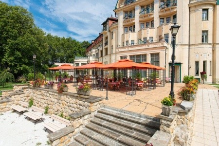 Slovensko Západné Slovensko Thermia Palace Ensana Health Spa 8 dňový pobyt Polpenzia Vlastná November 2025 (19/11/25-26/11/25)