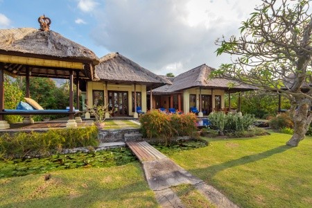 Bali Kuta Beach Amertha Bali Villas (Pemuteran) 15 dňový pobyt Raňajky Letecky Letisko: Praha December 2025 (20/12/25- 3/01/26)