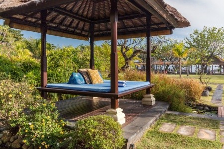 Bali Kuta Beach Amertha Bali Villas (Pemuteran) 15 dňový pobyt Raňajky Letecky Letisko: Praha December 2025 (20/12/25- 3/01/26)