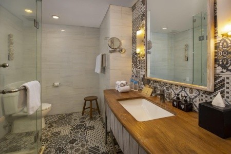 Away Bali Legian Camakila - 11