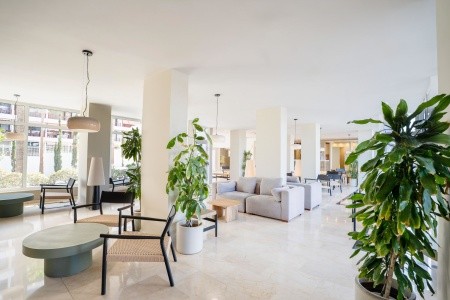 Kanárske ostrovy Tenerife Coral Ocean View 8 dňový pobyt Polpenzia Letecky Letisko: Budapešť October 2026 ( 4/10/26-11/10/26)