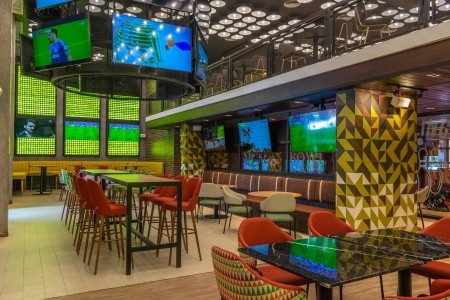 Tropical Deluxe Princess - 102