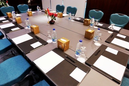 Spojené arabské emiráty Dubaj First Central Hotel Suites 10 dňový pobyt Polpenzia Letecky Letisko: Praha April 2026 (16/04/26-25/04/26)