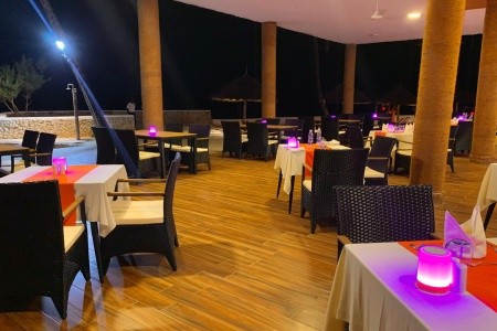 Royal Mandarin Hotel & Resort ( Ex Coral Reef)