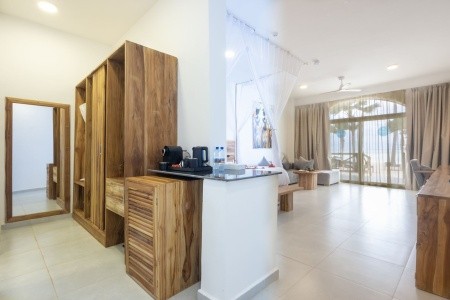 Royal Mandarin Hotel & Resort ( Ex Coral Reef)