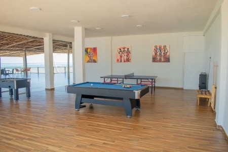 Royal Mandarin Hotel & Resort ( Ex Coral Reef)