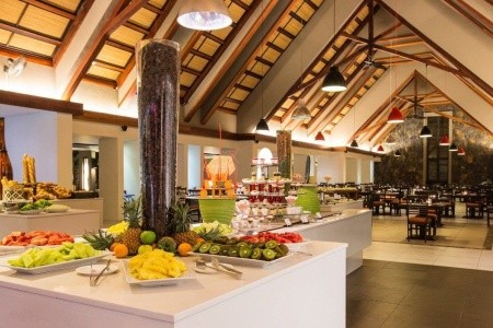 Crystals Beach Resort Belle Mare - 8