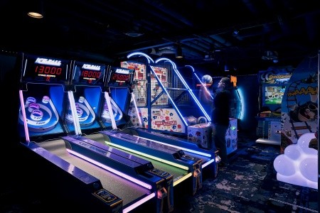 Norwegian Encore - 26