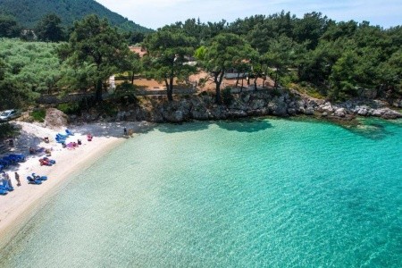 Grécko Thassos Villa Natassa 8 dňový pobyt Polpenzia Letecky Letisko: Praha September 2026 (28/09/26- 5/10/26)