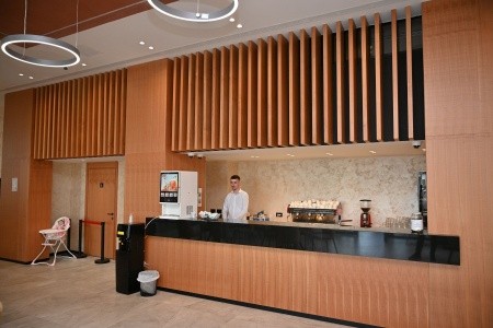 Adria Palace (Ex. Rinia 2)