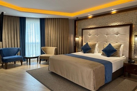 Turecko Istanbul Zürich 5 dňový pobyt Raňajky Letecky Letisko: Praha January 2026 ( 2/01/26- 6/01/26)