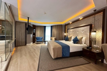 Turecko Istanbul Zürich 5 dňový pobyt Raňajky Letecky Letisko: Praha January 2026 ( 2/01/26- 6/01/26)