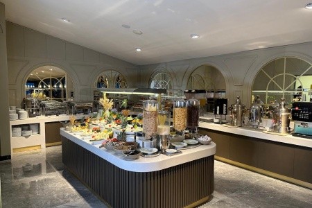 Turecko Istanbul Zürich 5 dňový pobyt Raňajky Letecky Letisko: Praha January 2026 ( 2/01/26- 6/01/26)