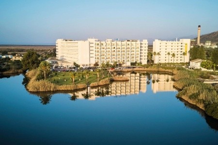 Eix Lagotel Holiday Resort
