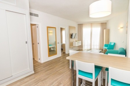Eix Lagotel Holiday Resort