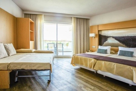 Eix Lagotel Holiday Resort