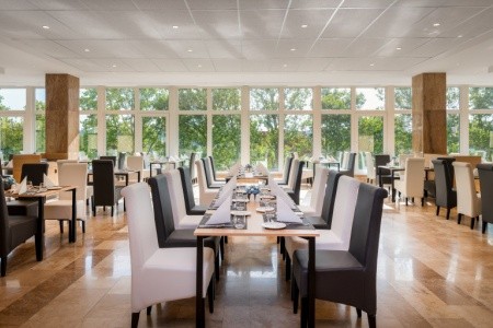 Hunguest Hotel Helios - 9