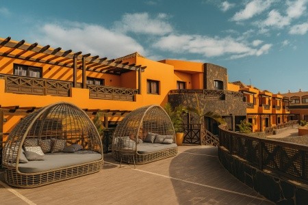 Arena Castillo Apartments - 5