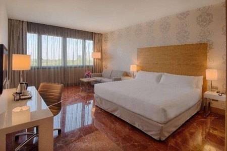 Taliansko Florencia Nh Firenze 7 dňový pobyt Raňajky Vlastná February 2026 (16/02/26-22/02/26)