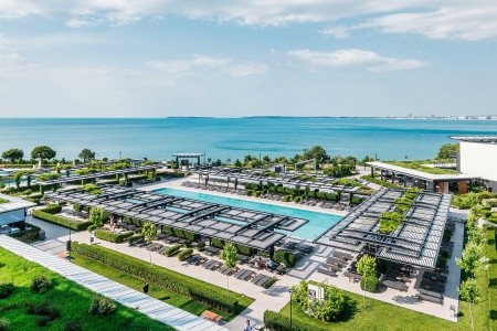 Voya Beach Resort - 12