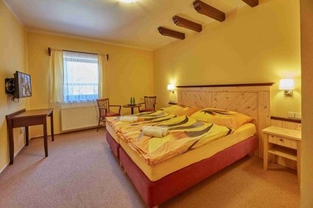 Česká republika Jizerské hory Obří Sud (Javorník) 3 dňový pobyt Polpenzia Vlastná October 2026 (26/10/26-28/10/26)