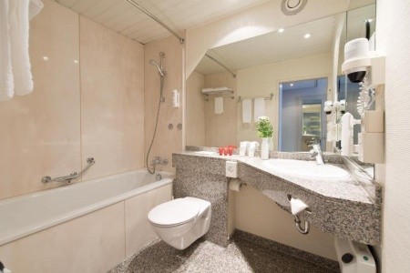 Nemecko Severné Porýnie-Vestfálsko Leonardo Mönchengladbach 13 dňový pobyt Bez stravy Vlastná July 2026 (26/07/26- 7/08/26)