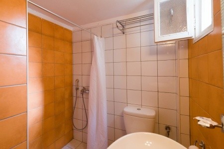 Kamari Blu Boutique - 7