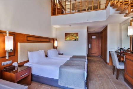 Crystal Prestige Elite (Ex. Le Chateau De Prestige) - 13