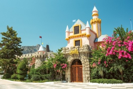 Crystal Prestige Elite (Ex. Le Chateau De Prestige) - 26