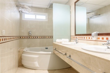 Fergus Puerto De La Cruz (Ex. Smy) - 43