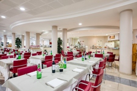 Taliansko Lago di Garda Parc (Peschiera Del Garda) 15 dňový pobyt Polpenzia Vlastná May 2026 (17/05/26-31/05/26)