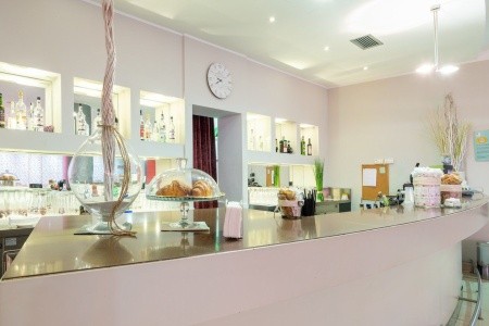 Taliansko Lago di Garda Parc (Peschiera Del Garda) 15 dňový pobyt Polpenzia Vlastná May 2026 (17/05/26-31/05/26)