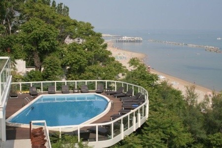 Taliansko Rimini Sans Souci 4 dňový pobyt Raňajky Vlastná August 2026 ( 1/08/26- 4/08/26)