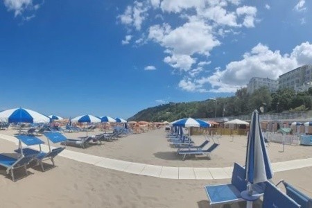 Taliansko Rimini Sans Souci 4 dňový pobyt Raňajky Vlastná August 2026 ( 1/08/26- 4/08/26)