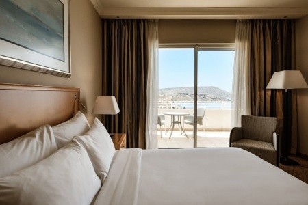 Malta Mellieha Radisson Blu Resort & Spa, Malta Golden Sands 7 dňový pobyt Polpenzia Letecky Letisko: Viedeň March 2026 (12/03/26-18/03/26)