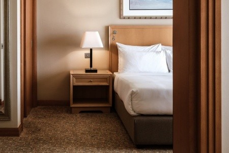 Malta Mellieha Radisson Blu Resort & Spa, Malta Golden Sands 7 dňový pobyt Polpenzia Letecky Letisko: Viedeň March 2026 (12/03/26-18/03/26)