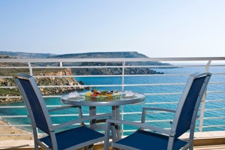 Malta Mellieha Radisson Blu Resort & Spa, Malta Golden Sands 7 dňový pobyt Polpenzia Letecky Letisko: Viedeň March 2026 (12/03/26-18/03/26)