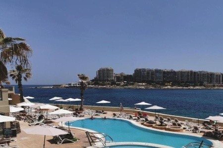 Cavalieri Art Hotel Radisson - 12