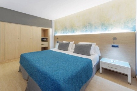 Španielsko Mallorca Aparthotel Fontanellas Playa 5 dňový pobyt Raňajky Letecky Letisko: Viedeň April 2026 ( 7/04/26-11/04/26)