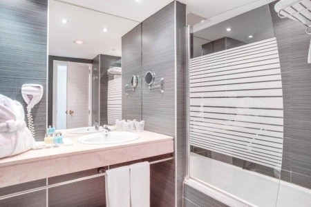 Španielsko Mallorca Aparthotel Fontanellas Playa 5 dňový pobyt Raňajky Letecky Letisko: Viedeň April 2026 ( 7/04/26-11/04/26)