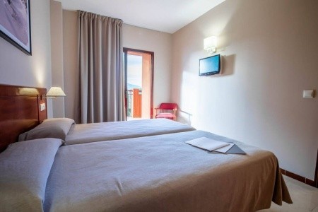 Španielsko Costa Del Sol Ilunion Miramar 5 dňový pobyt Raňajky Letecky Letisko: Praha July 2026 ( 8/07/26-12/07/26)